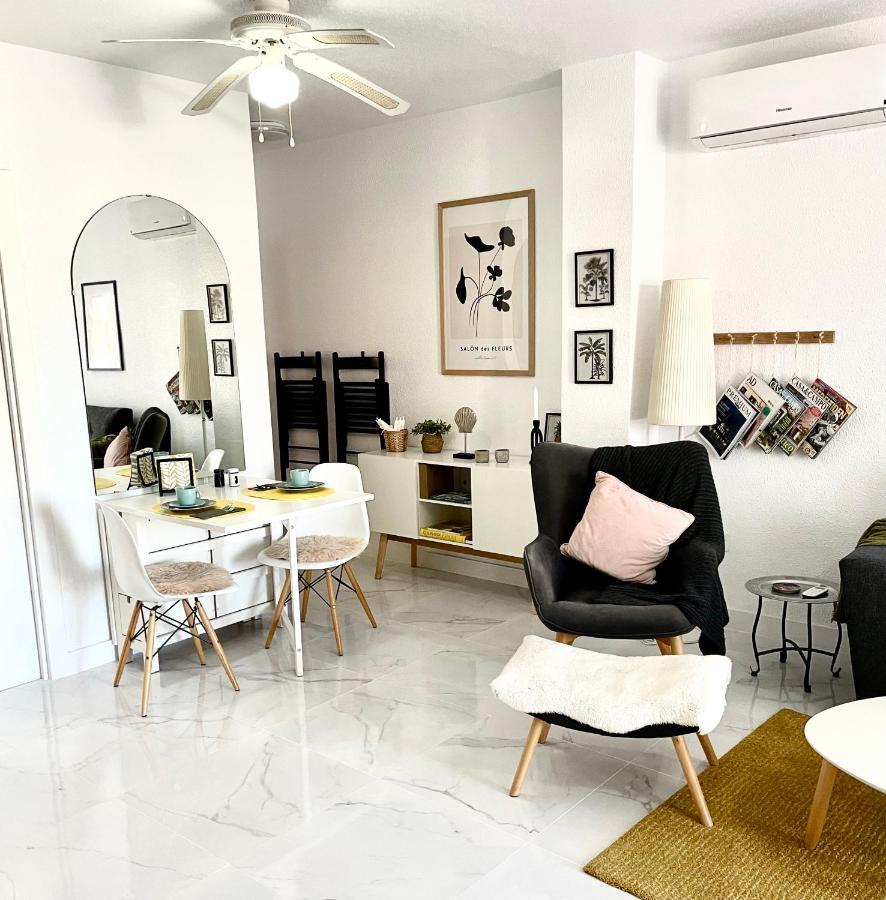 Villamartin Plaza No 154 โอริอุเอลา ภายนอก รูปภาพ